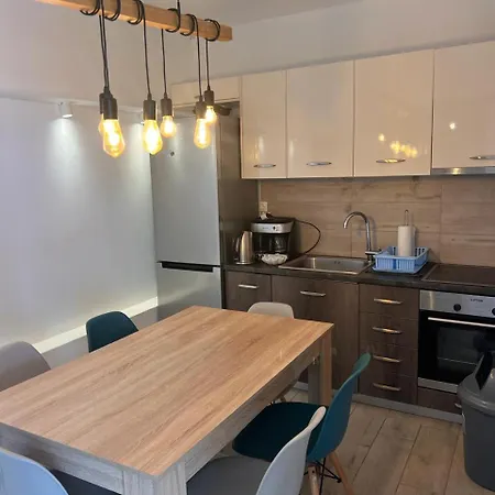 The Eagle Merchia Mykonos بيت للعطل