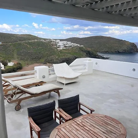 The Eagle Merchia Mykonos بيت للعطل Merchia Beach